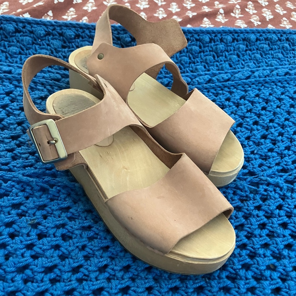 Bryr Clay Platform Sandals Size 38